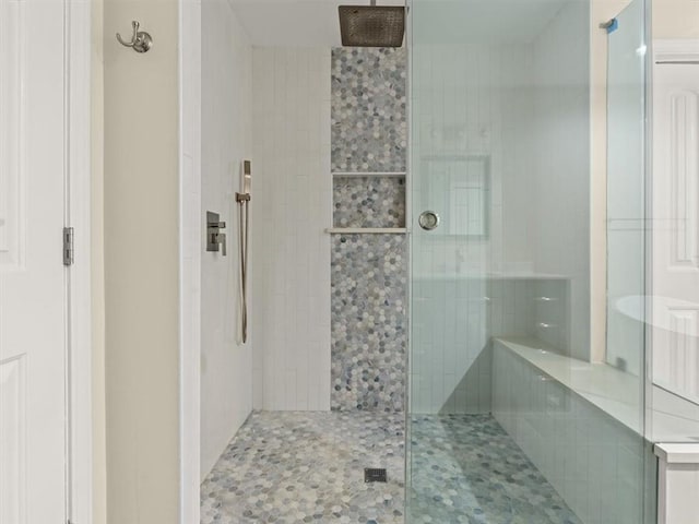 4515 N Slope Cir, Marietta, GA 30066 - bathroom featuring tiled shower