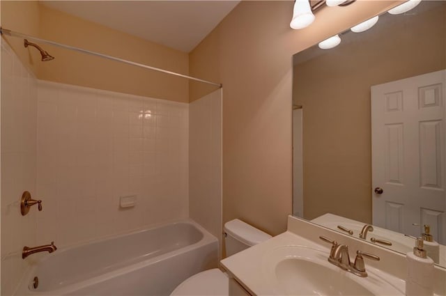 1622 Rivergreen Bnd SE Unit 26, Atlanta, GA 30339 - full bath with  shower combination and vanity