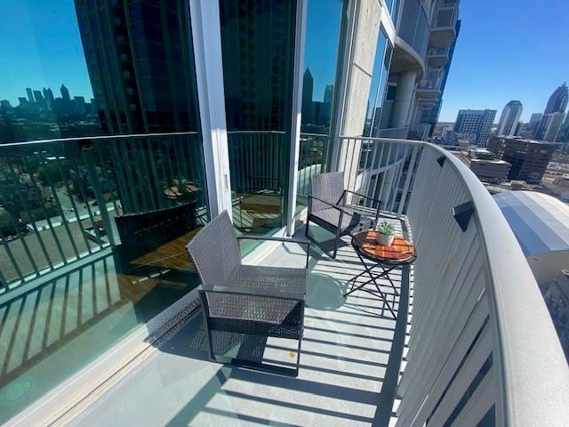 361 17th St NW Unit 1717, Atlanta, GA 30363 - balcony with a view of skyline