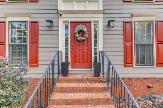 82 Cedar Blf, Winder, GA 30680 - entrance to property featuring crawl space
