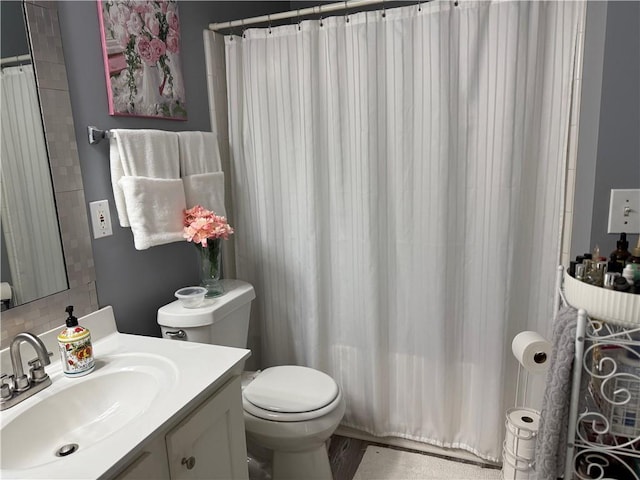 4172 Howell Park Rd, Duluth, GA 30096 - full bath featuring vanity, decorative backsplash, and curtained shower
