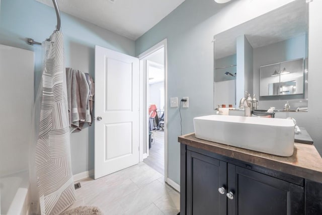 1279 Skyhaven Rd SE, Atlanta, GA 30316 - full bathroom with vanity and shower / bath combination with curtain
