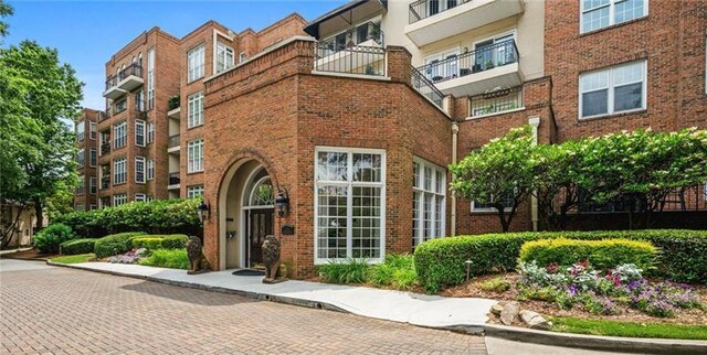 Listing photo 2 for 175 15th St NE Unit 410, Atlanta GA 30309