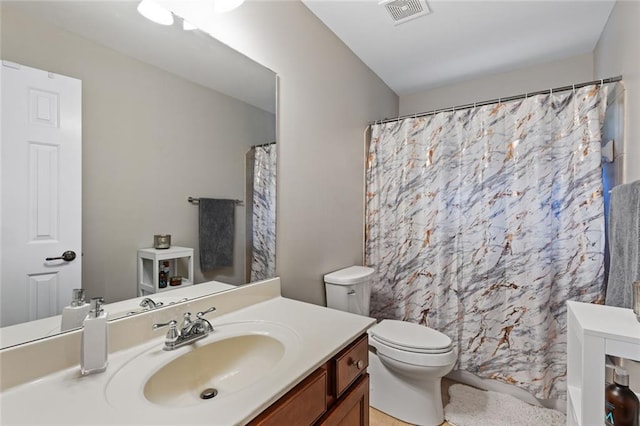 7537 Brookstone Cir, Flowery Branch, GA 30542 - full bath with vanity and curtained shower