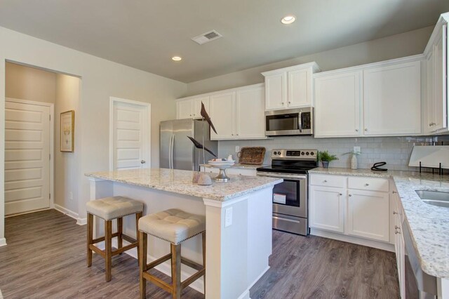 209 Annie Ln, Statham, GA 30666