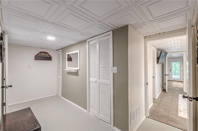 7234 Post Rd, Winston, GA 30187 - corridor featuring an ornate ceiling