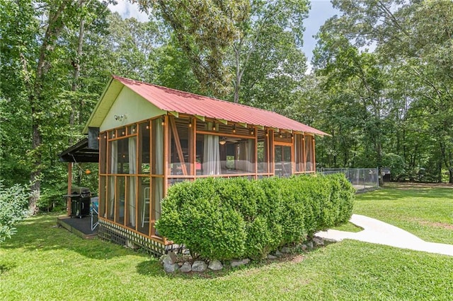 7234 Post Rd, Winston, GA 30187 - view of outdoor structure with a sunroom