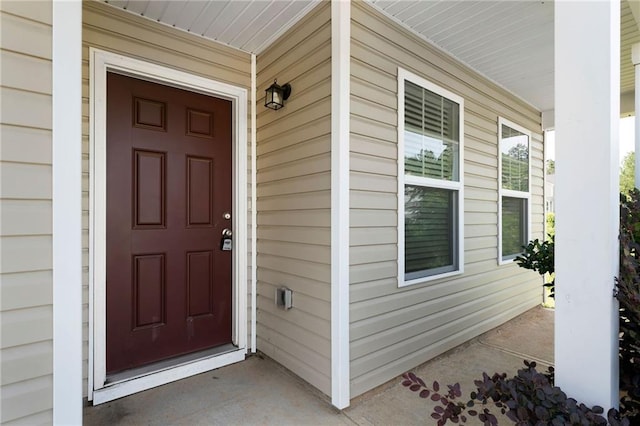 64 Middleton Ct, Chatsworth, GA 30705 - property entrance featuring a porch