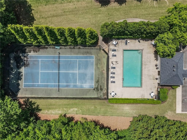 135 Stone Orchard Ct, Milton, GA 30004 - bird's eye view of a pool