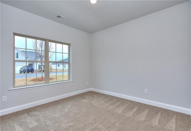 96 Sherwood Dr, Commerce, GA 30529 - carpeted spare room with visible vents, baseboards, and recessed lighting