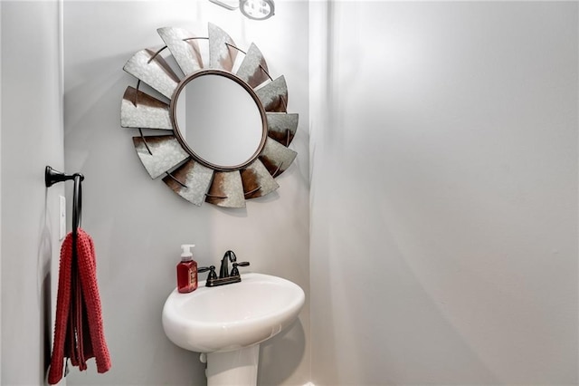 bathroom with sink