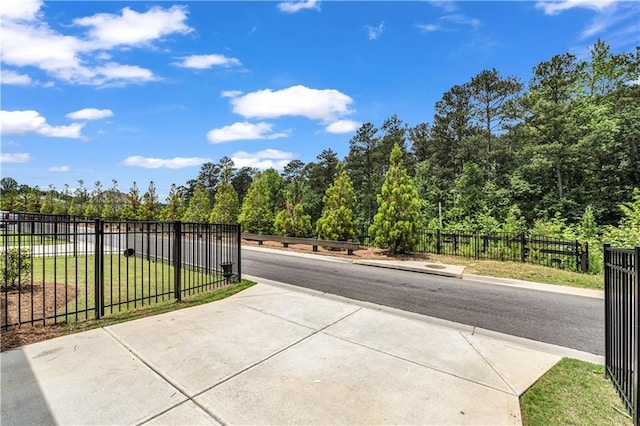 1179 Bennett Creek Overlook, Suwanee, GA 30024 - view of asphalt driveway