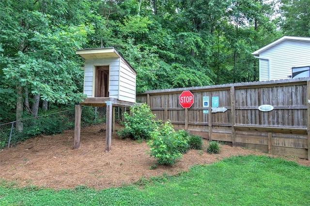 80 Broadlands Dr, White, GA 30184 - view of yard