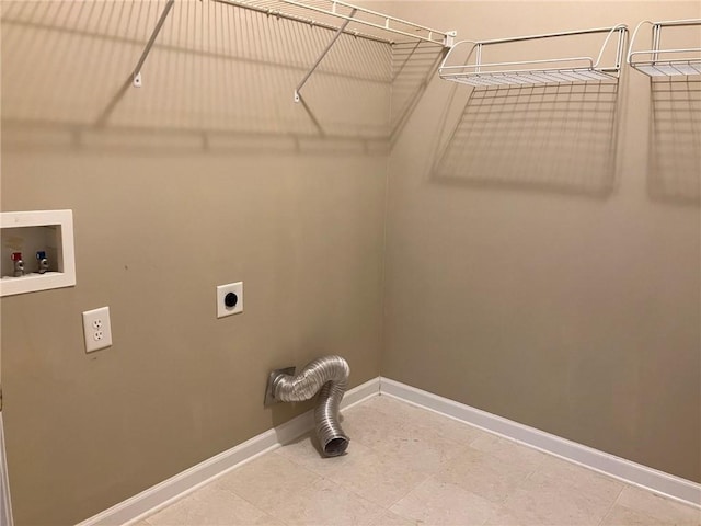 clothes washing area with washer hookup and hookup for an electric dryer