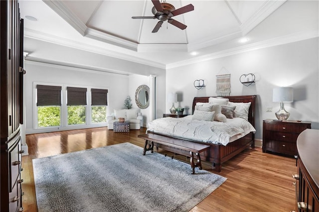 bedroom with light wood finished floors, ceiling fan, recessed lighting, and ornamental molding
