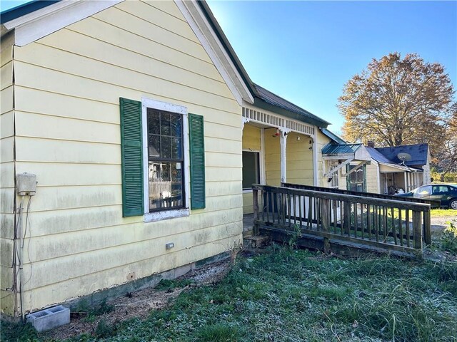 405 Magnolia St, La Fayette, GA 30728 - view of home's exterior with a wooden deck