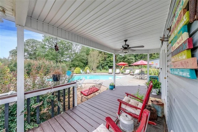 deck featuring ceiling fan