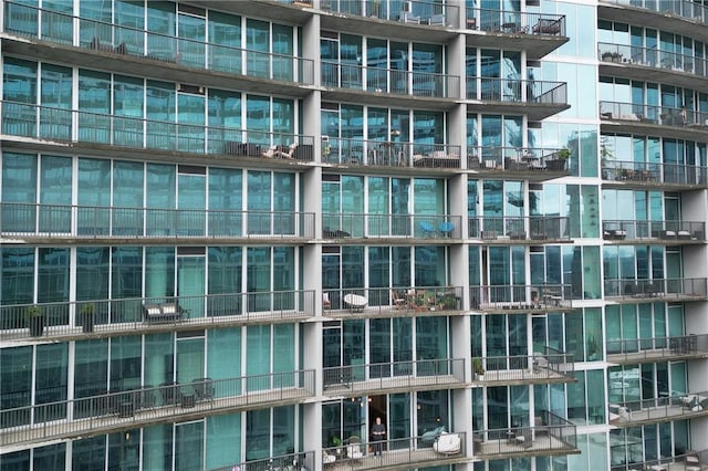 1080 Peachtree St NE Unit 2108, Atlanta, GA 30309 - view of apartment building / complex