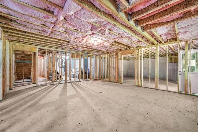 271 Learwood Ln, Atlanta, GA 30349 - misc room featuring concrete floors