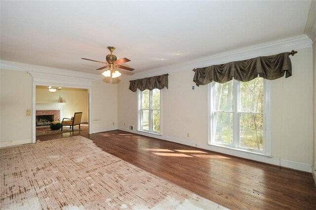 dining space featuring dark hardwood / wood-style flooring, a notable chandelier, and ornamental molding