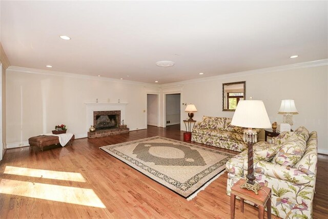 interior details featuring crown molding