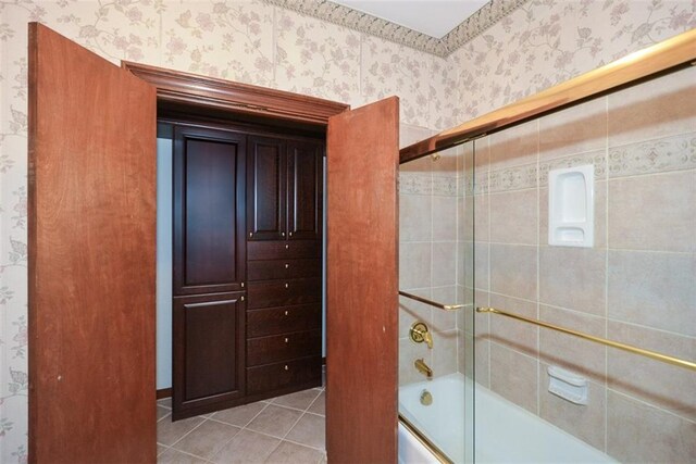 game room with ceiling fan, a drop ceiling, and pool table