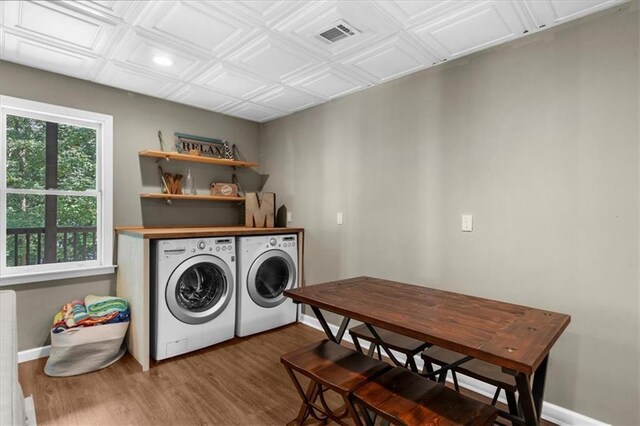 9430 Chestatee Ct, Gainesville, GA 30506 - washroom featuring washer and dryer, wood finished floors, an ornate ceiling, and recessed lighting
