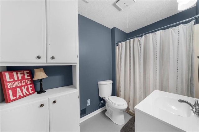 9430 Chestatee Ct, Gainesville, GA 30506 - full bathroom with vanity and a textured ceiling