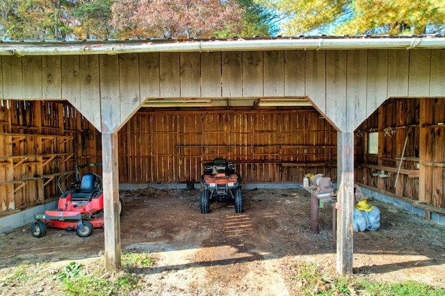 exterior space featuring an outbuilding