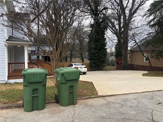554 Holderness St SW, Atlanta, GA 30310 - view of road