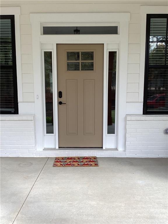 view of property entrance