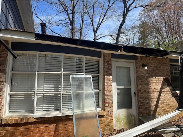 2943 E Howell Dr, Lawrenceville, GA 30044 - details featuring brick siding
