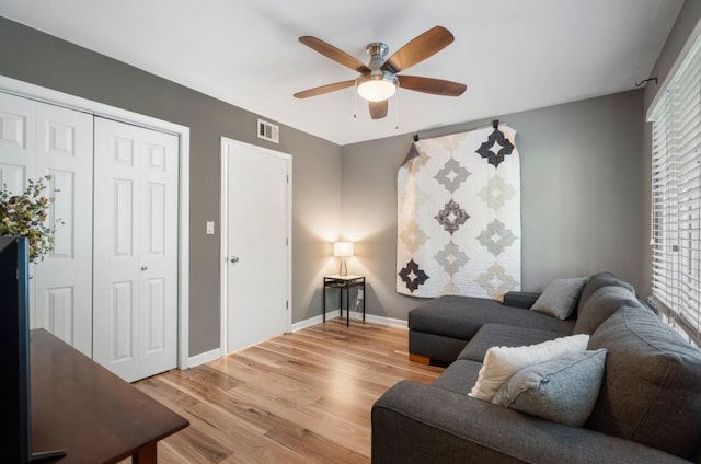 46 Ivy Rdg NE, Atlanta, GA 30342 - living area with ceiling fan, light wood-style flooring, and baseboards