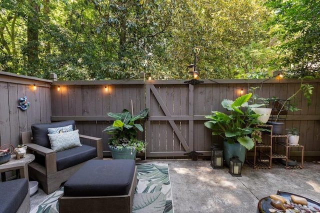 46 Ivy Rdg NE, Atlanta, GA 30342 - fenced backyard with a patio