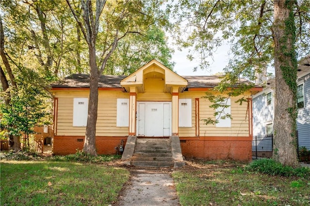 418 N Highland Ave NE, Atlanta, GA 30307 - bungalow-style home with crawl space and entry steps