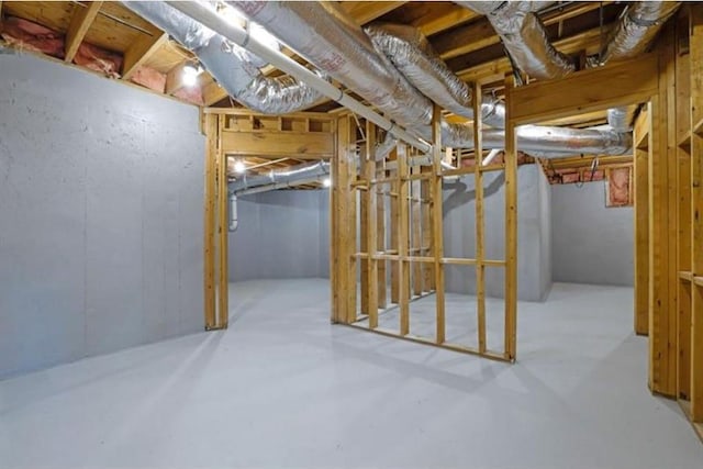 view of unfinished basement