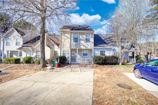 view of front property featuring a porch