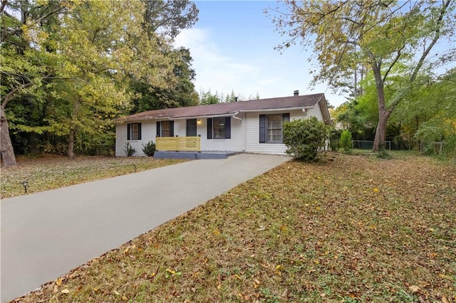 200 Sunrise Cir, Riverdale, GA 30274 - single story home featuring concrete driveway and a front yard
