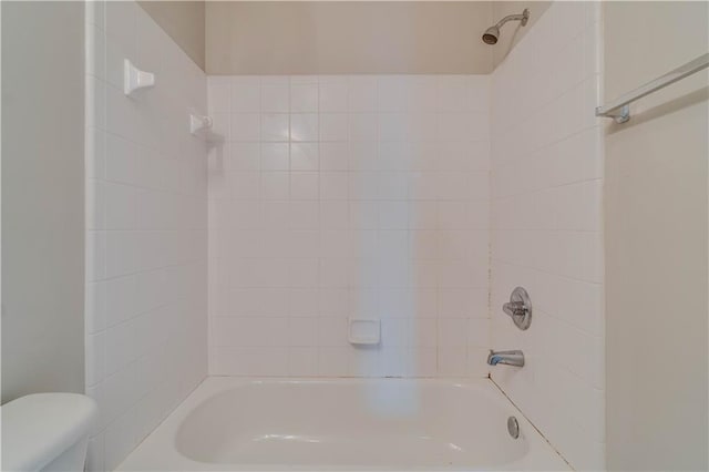 124 Camry Ln, Grayson, GA 30017 - full bath with toilet and shower / bathtub combination