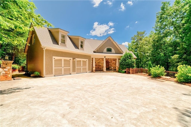 view of front facade with a garage