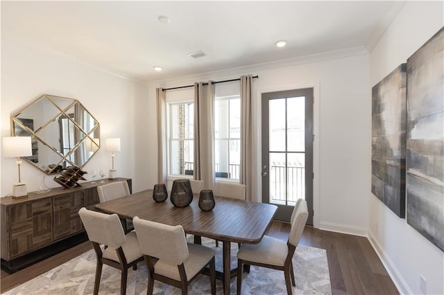 4923 Sudbrook Way Unit 233, Peachtree Corners, GA 30092 - dining space featuring wood finished floors and crown molding