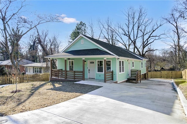 view of front of house with covered porch