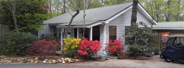 view of home's exterior