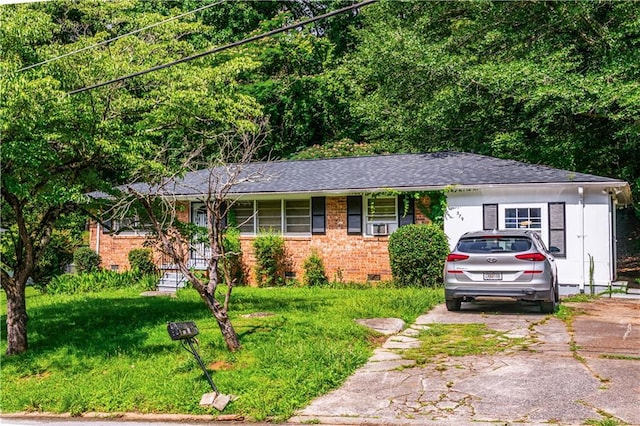 379 Utoy Cir SW, Atlanta, GA 30331 - ranch-style home with crawl space, brick siding, a front lawn, and driveway