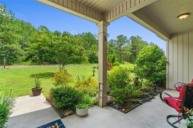 417 Beamer Rd SW, Calhoun, GA 30701 - view of patio / terrace