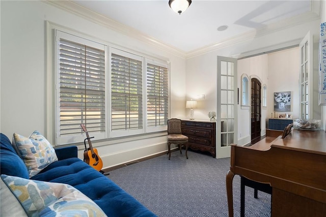 interior space with baseboards, carpet floors, visible vents, arched walkways, and crown molding