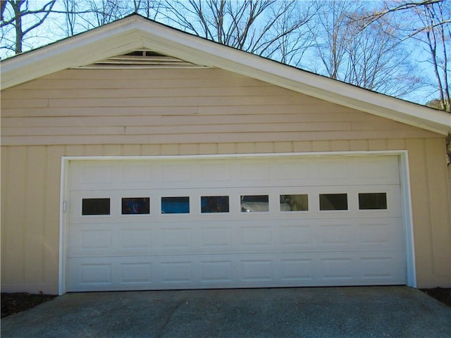 view of detached garage