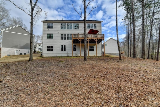 view of front facade with a deck