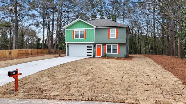 view of front facade with a garage