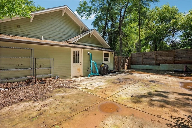642 Erin Ave SW, Atlanta, GA 30310 - rear view of house with a patio